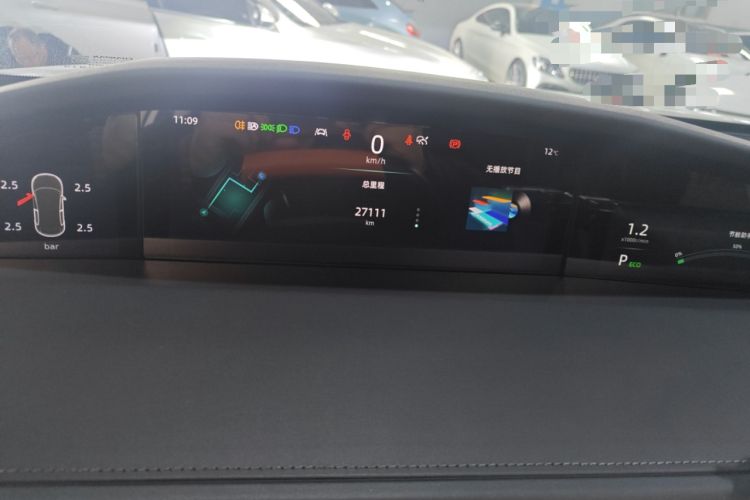 Used CHANGAN UNI-K 2024 2.0T Two-Wheel Drive Global Edition Instrument Cluster