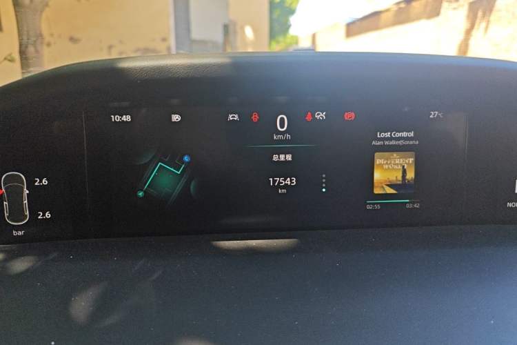 Used CHANGAN UNI-K 2024 2.0T Two-Wheel Drive Global Edition Instrument Cluster