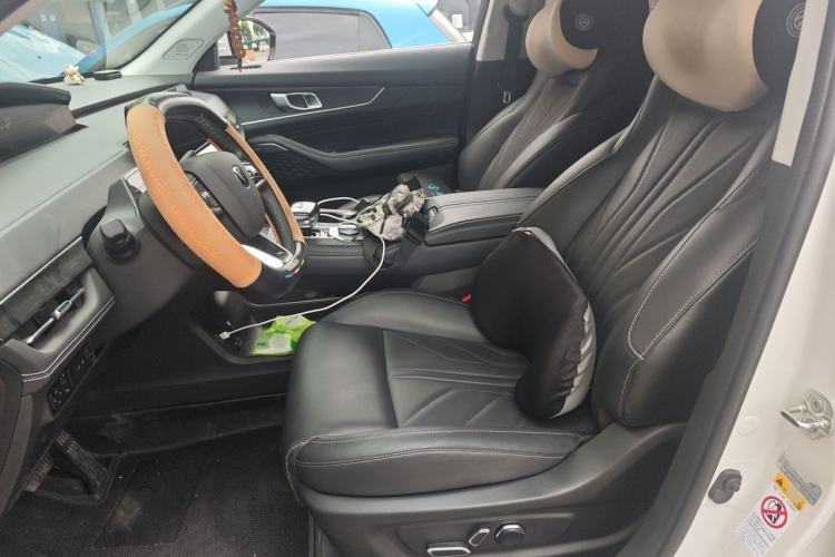Used CHANGAN UNI-K 2024 2.0T Two-Wheel Drive Enjoyment Version Left Front Seat