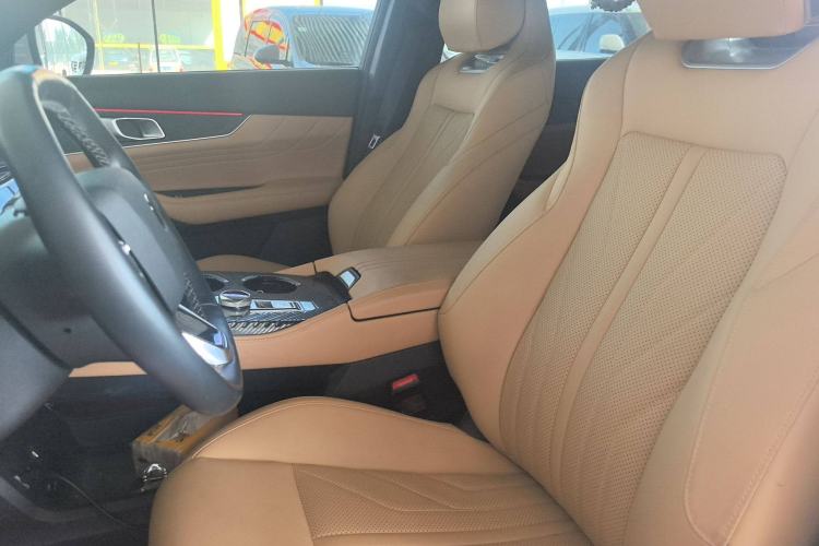 Used CHANGAN UNI-K 2024 2.0T Two-Wheel Drive Enjoyment Version Left Front Seat