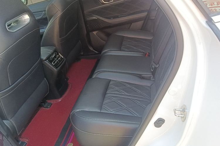 Used CHANGAN UNI-K 2024 2.0T Two-Wheel Drive Global Edition Left Rear Seat