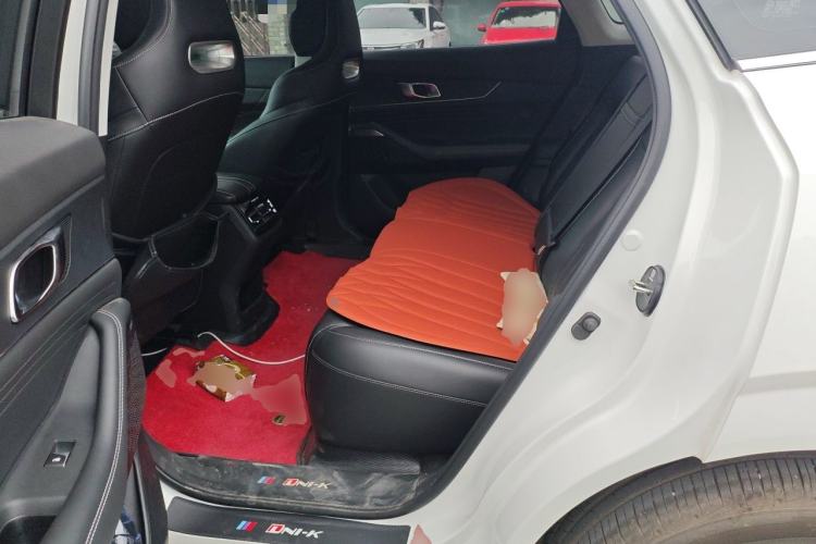 Used CHANGAN UNI-K 2024 2.0T Two-Wheel Drive YueShang Trim Left Rear Seat