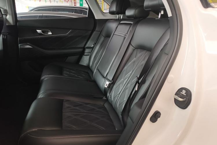Used CHANGAN UNI-K 2024 2.0T Two-Wheel Drive Global Edition Left Rear Seat