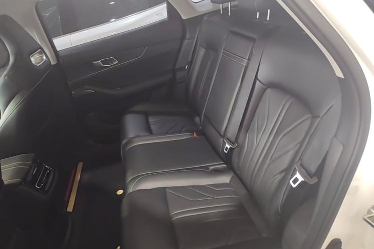 Used CHANGAN UNI-K 2024 2.0T Two-Wheel Drive Enjoyment Version Left Rear Seat