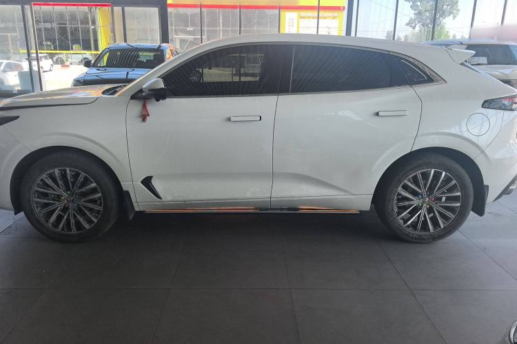 Used CHANGAN UNI-K 2024 2.0T Two-Wheel Drive Enjoyment Version Left Side