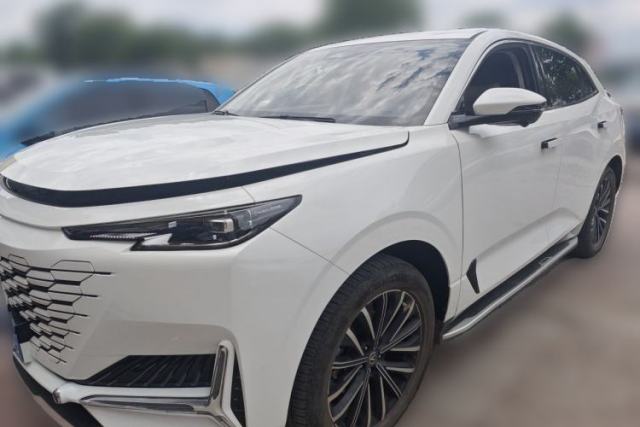 Used CHANGAN UNI-K 2024 2.0T Two-Wheel Drive Enjoyment Version