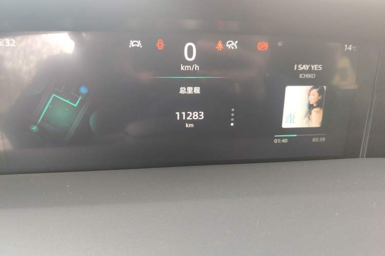Used CHANGAN UNI-K 2024 2.0T Two-Wheel Drive YueShang Trim Odometer Close Up