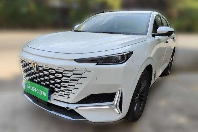 Used CHANGAN UNI-K 2024 2.0T Two-Wheel Drive YueShang Trim