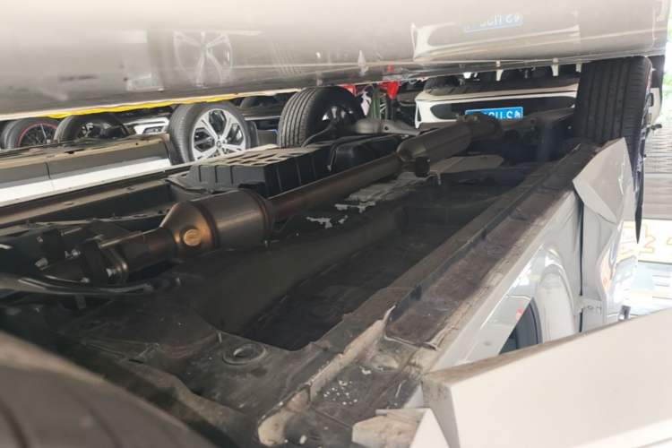Used CHANGAN UNI-K 2024 2.0T Two-Wheel Drive Global Edition Right Side Sill