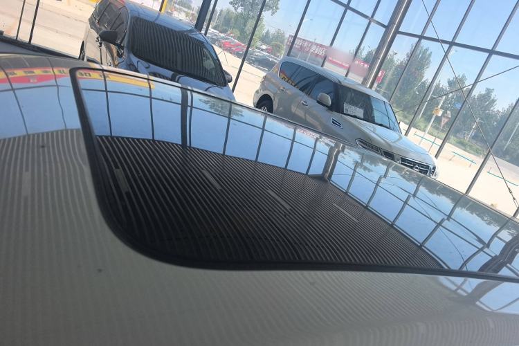 Used CHANGAN UNI-K 2024 2.0T Two-Wheel Drive Enjoyment Version Roof