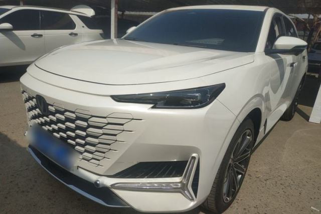 Used CHANGAN UNI-K 2024 2.0T Two-Wheel Drive Global Edition