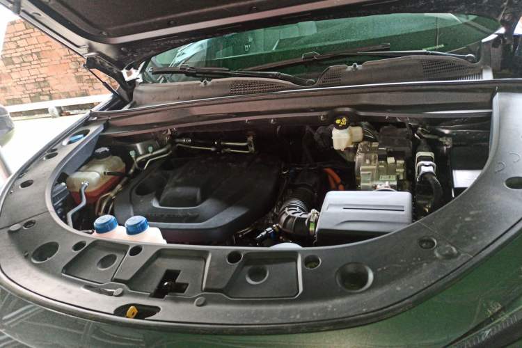 Used CHANGAN UNI-K iDD 2023 Zhidian iDD 1.5T 135km Smart & Fun Model Engine Bay