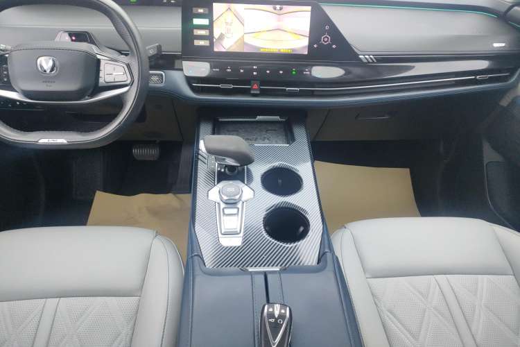 Used CHANGAN UNI-K iDD 2023 Smart Electric iDD 1.5T 135km Smart Leading Model Gear Lever