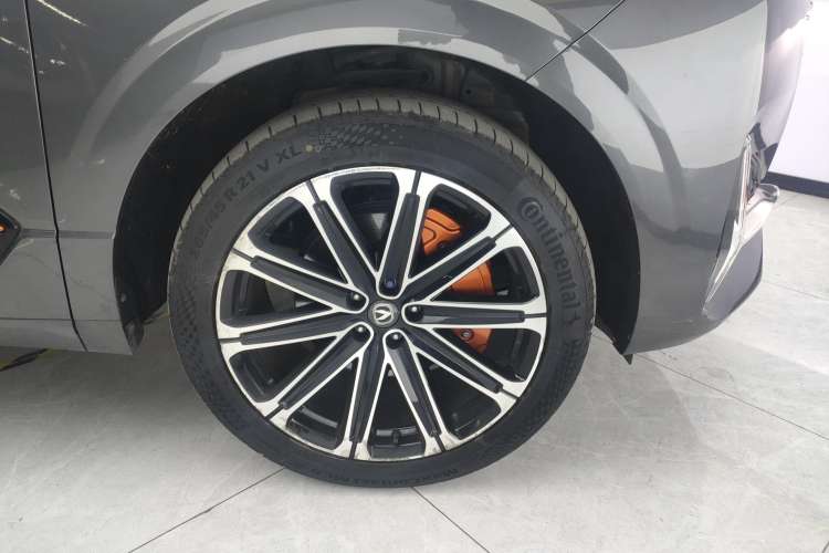 Used CHANGAN UNI-K iDD 2023 Smart Electric iDD 1.5T 135km Smart Leading Model Right Front Wheel Hub