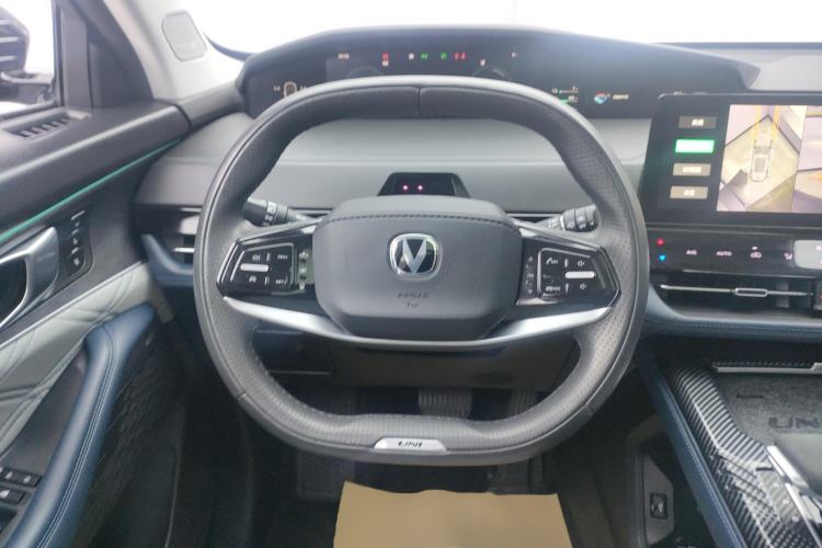 Used CHANGAN UNI-K iDD 2023 Smart Electric iDD 1.5T 135km Smart Leading Model Steering Wheel