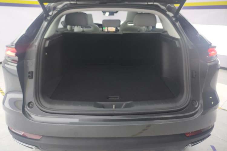 Used CHANGAN UNI-K iDD 2023 Smart Electric iDD 1.5T 135km Smart Leading Model Trunk
