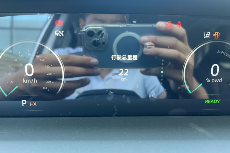Used CHANGAN UNI-K iDD 2024 ZhiDian iDD 1.5T 135km Smart Leading Model Odometer Close Up