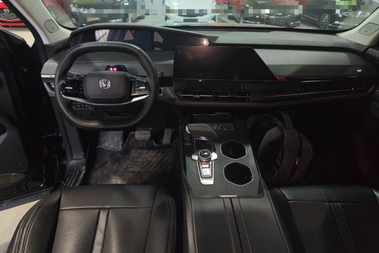 Used CHANGAN UNI-K iDD 2022 Blue Whale iDD 130km 1.5T Prestige Model Center Console