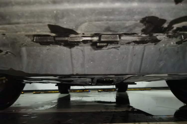 Used CHANGAN UNI-K iDD 2022 Blue Whale iDD 130km 1.5T Excellence Model Chassis Front