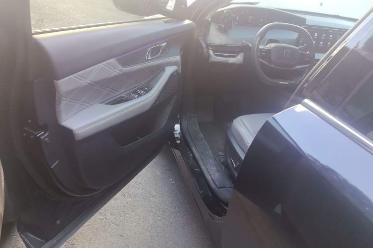 Used CHANGAN UNI-K iDD 2022 Blue Whale iDD 130km 1.5T Prestige Model Driver Seat