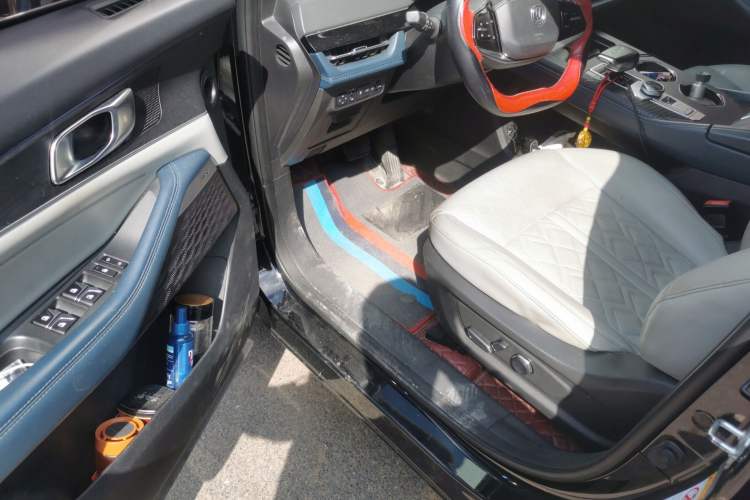 Used CHANGAN UNI-K iDD 2022 Blue Whale iDD 130km 1.5T Excellence Model Driver Seat