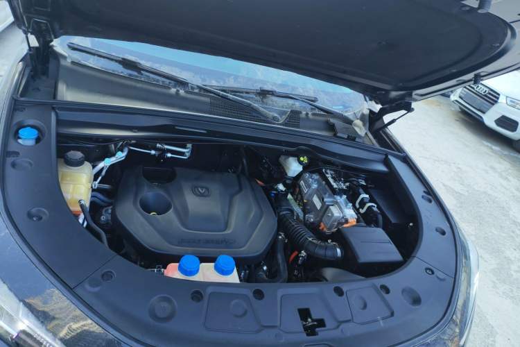 Used CHANGAN UNI-K iDD 2022 Blue Whale iDD 130km 1.5T Prestige Model Engine Bay