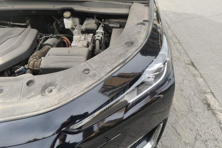 Used CHANGAN UNI-K iDD 2022 Blue Whale iDD 130km 1.5T Prestige Model Engine Bay Left