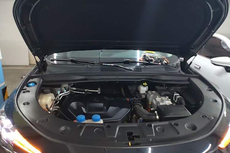 Used CHANGAN UNI-K iDD 2022 Blue Whale iDD 130km 1.5T Prestige Model Engine Bay