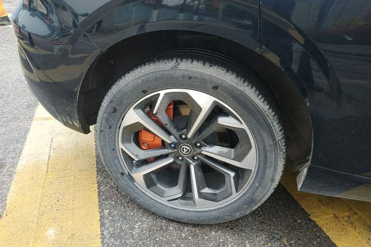 Used CHANGAN UNI-K iDD 2022 Blue Whale iDD 130km 1.5T Excellence Model Exterior 8