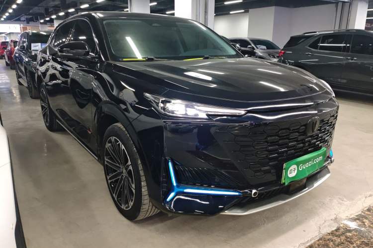 Used CHANGAN UNI-K iDD 2022 Blue Whale iDD 130km 1.5T Prestige Model Front Right 45 Deg