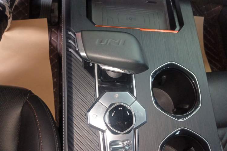 Used CHANGAN UNI-K iDD 2022 Blue Whale iDD 130km 1.5T Prestige Model Gear Lever