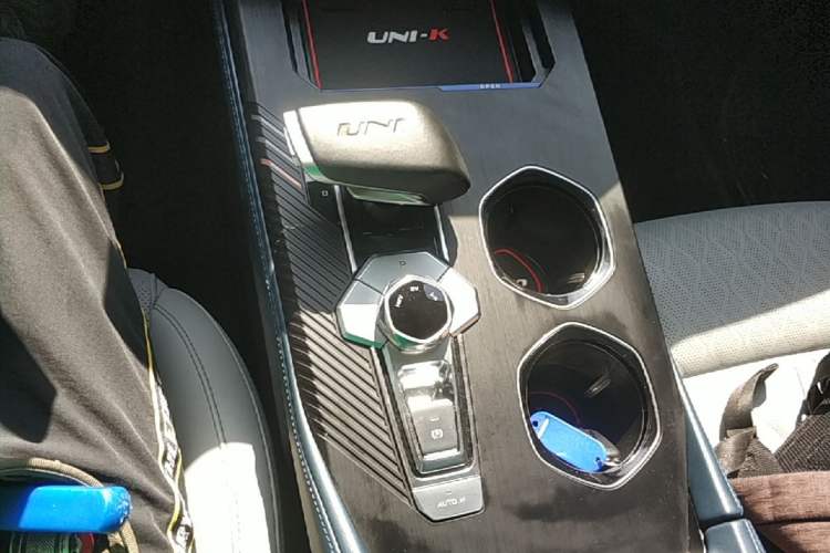 Used CHANGAN UNI-K iDD 2022 Blue Whale iDD 130km 1.5T Prestige Model Gear Lever