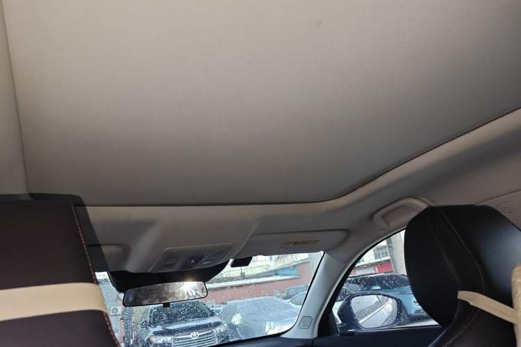 Used CHANGAN UNI-K iDD 2022 Blue Whale iDD 130km 1.5T Prestige Model Headliner