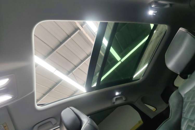 Used CHANGAN UNI-K iDD 2022 Blue Whale iDD 130km 1.5T Prestige Model Headliner
