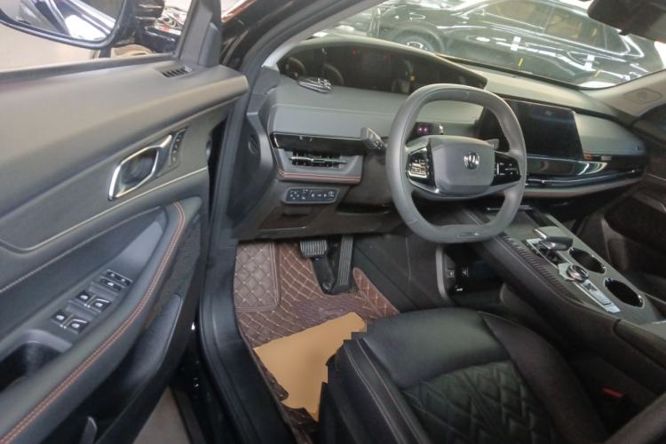 Used CHANGAN UNI-K iDD 2022 Blue Whale iDD 130km 1.5T Prestige Model Interior 3