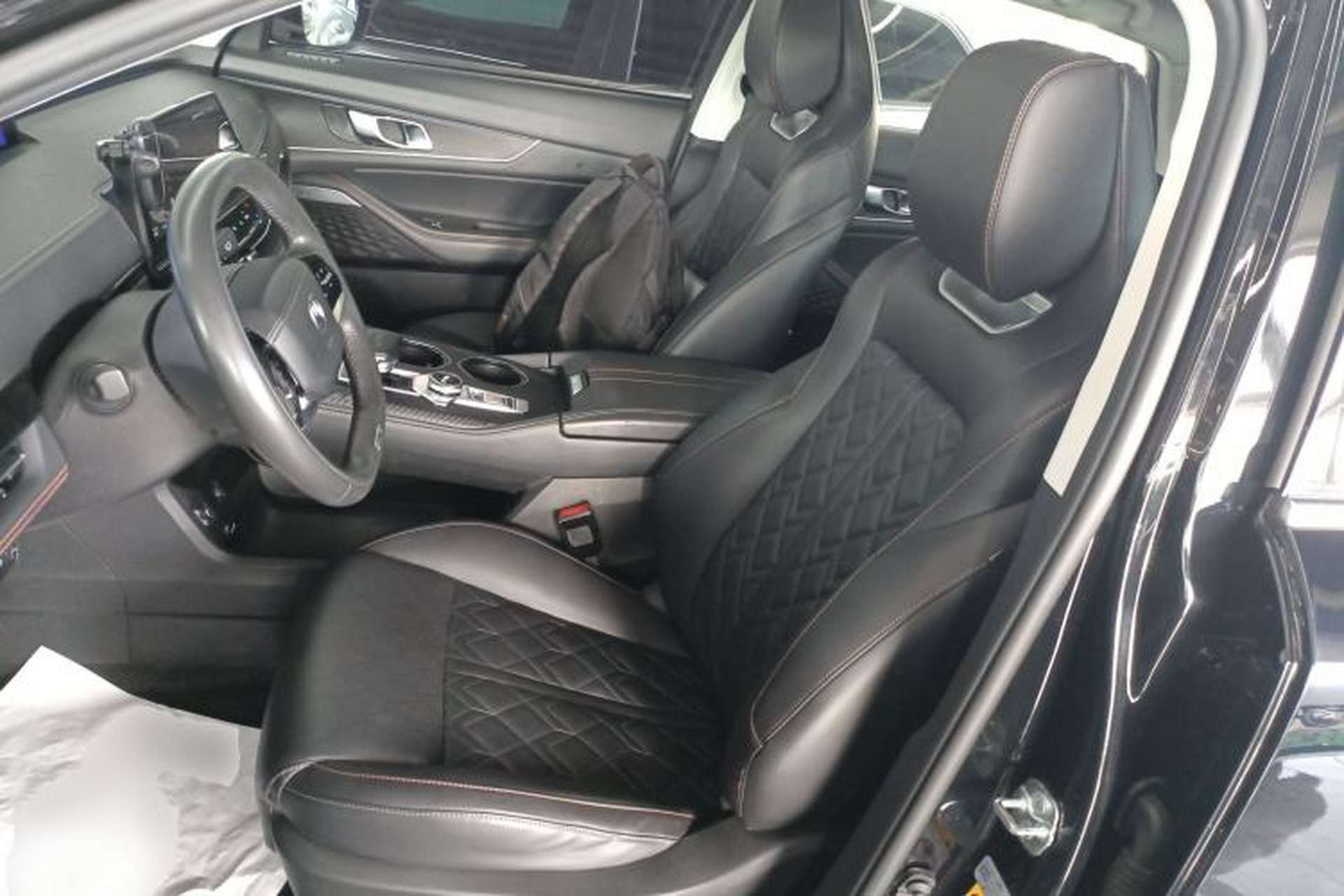 Used CHANGAN UNI-K iDD 2022 Blue Whale iDD 130km 1.5T Excellence Model Left Front Seat