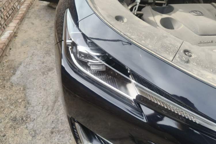 Used CHANGAN UNI-K iDD 2022 Blue Whale iDD 130km 1.5T Prestige Model Right Front Headlight