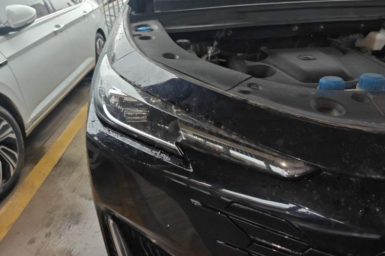 Used CHANGAN UNI-K iDD 2022 Blue Whale iDD 130km 1.5T Prestige Model Right Front Headlight