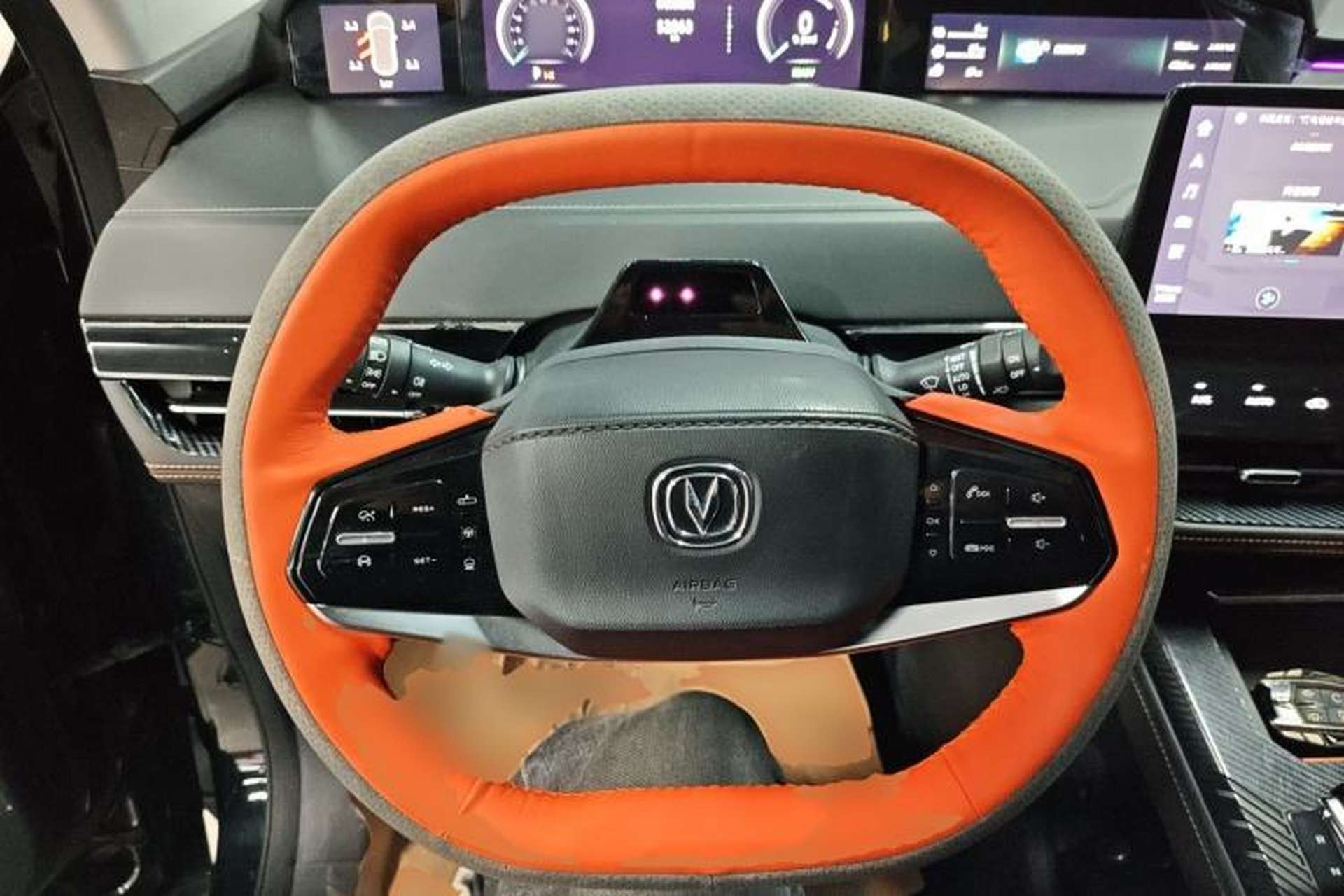 Used CHANGAN UNI-K iDD 2022 Blue Whale iDD 130km 1.5T Prestige Model Steering Wheel