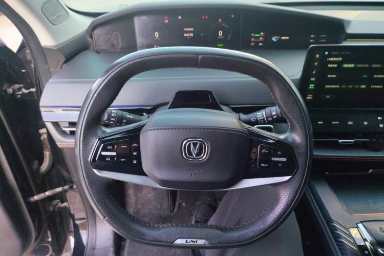 Used CHANGAN UNI-K iDD 2022 Blue Whale iDD 130km 1.5T Prestige Model Steering Wheel