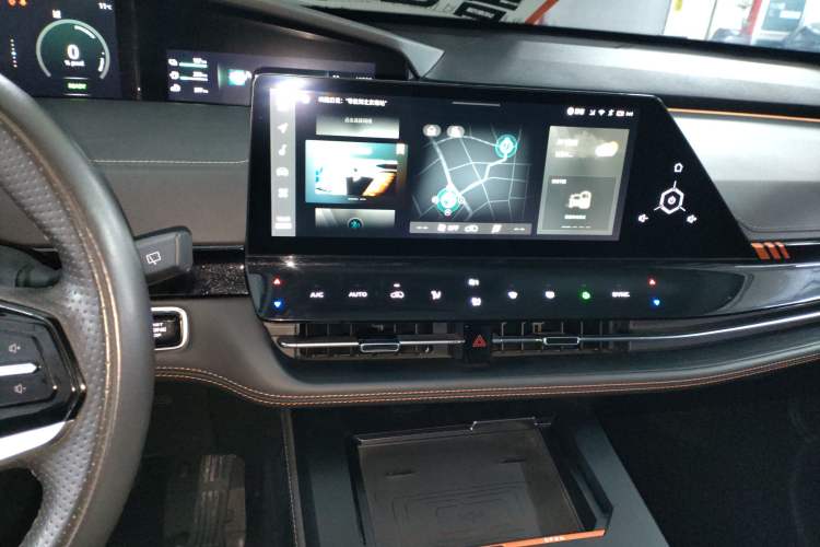 Used CHANGAN UNI-K iDD 2022 Blue Whale iDD 130km 1.5T Prestige Model Audio And AC Panel
