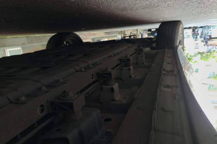 Used CHANGAN UNI-K iDD 2022 Blue Whale iDD 130km 1.5T Excellence Model Chassis Rear Left
