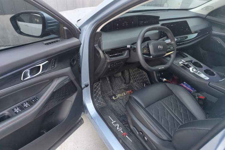 Used CHANGAN UNI-K iDD 2022 Blue Whale iDD 130km 1.5T Prestige Model Driver Seat