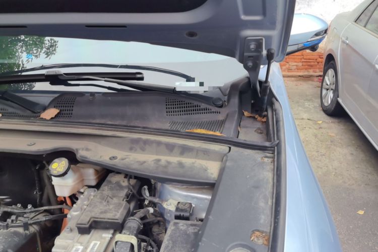 Used CHANGAN UNI-K iDD 2022 Blue Whale iDD 130km 1.5T Excellence Model Engine Bay Left
