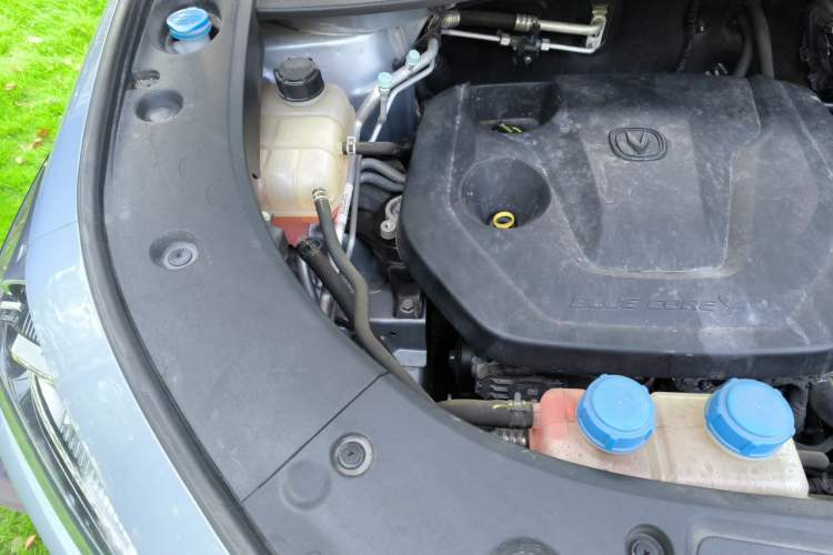 Used CHANGAN UNI-K iDD 2022 Blue Whale iDD 130km 1.5T Prestige Model Engine Bay Right