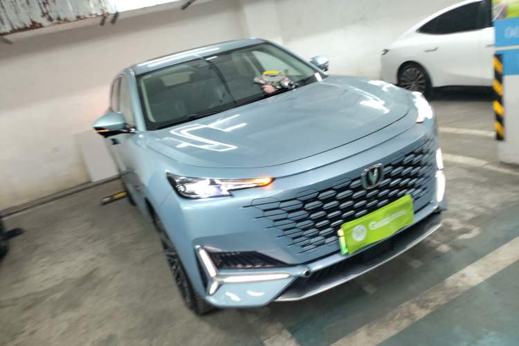 Used CHANGAN UNI-K iDD 2022 Blue Whale iDD 130km 1.5T Prestige Model Exterior 1