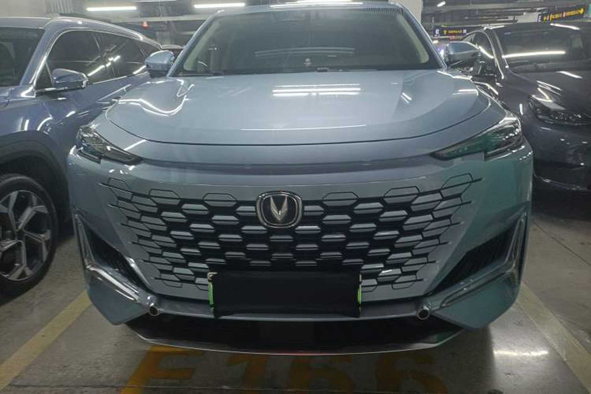 Used CHANGAN UNI-K iDD 2022 Blue Whale iDD 130km 1.5T Excellence Model Front