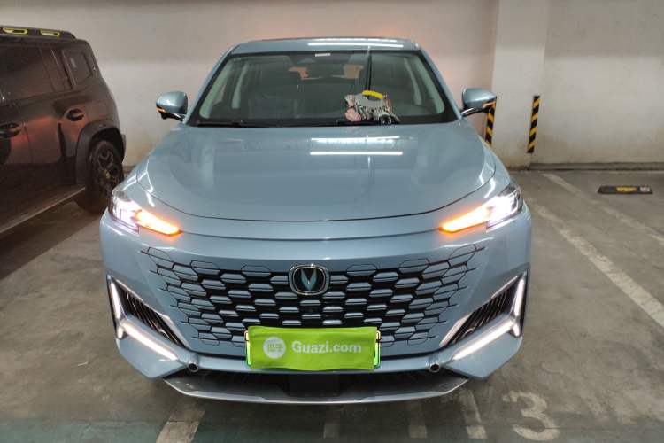 Used CHANGAN UNI-K iDD 2022 Blue Whale iDD 130km 1.5T Prestige Model Front