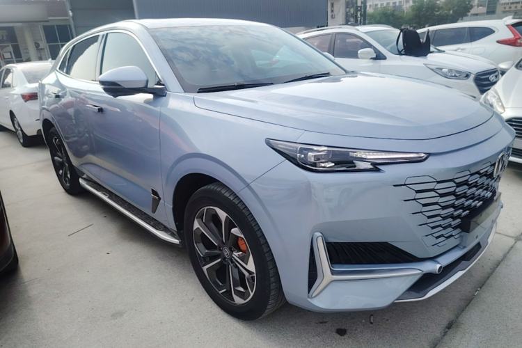 Used CHANGAN UNI-K iDD 2022 Blue Whale iDD 130km 1.5T Excellence Model Front Right 45 Deg