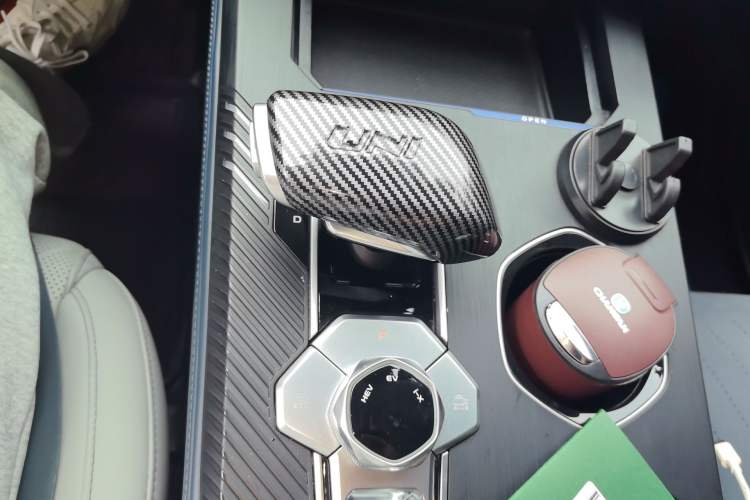 Used CHANGAN UNI-K iDD 2022 Blue Whale iDD 130km 1.5T Excellence Model Gear Lever
